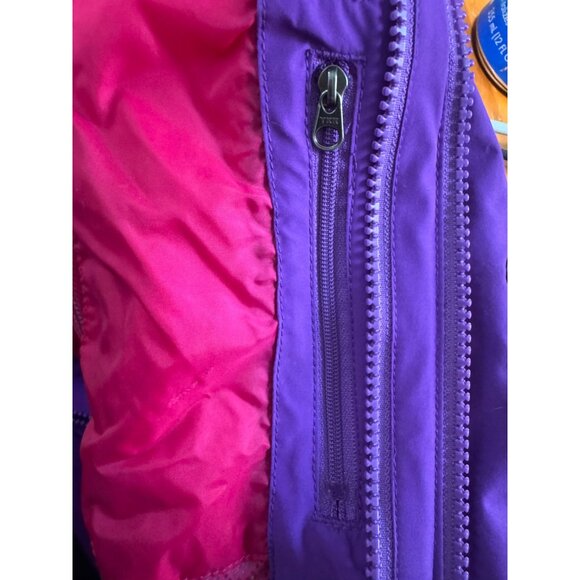 The North Face Girls L/G (14/16) Purple & Pink Waterproof Jacket With BROKEN Zip - Picture 4 of 12